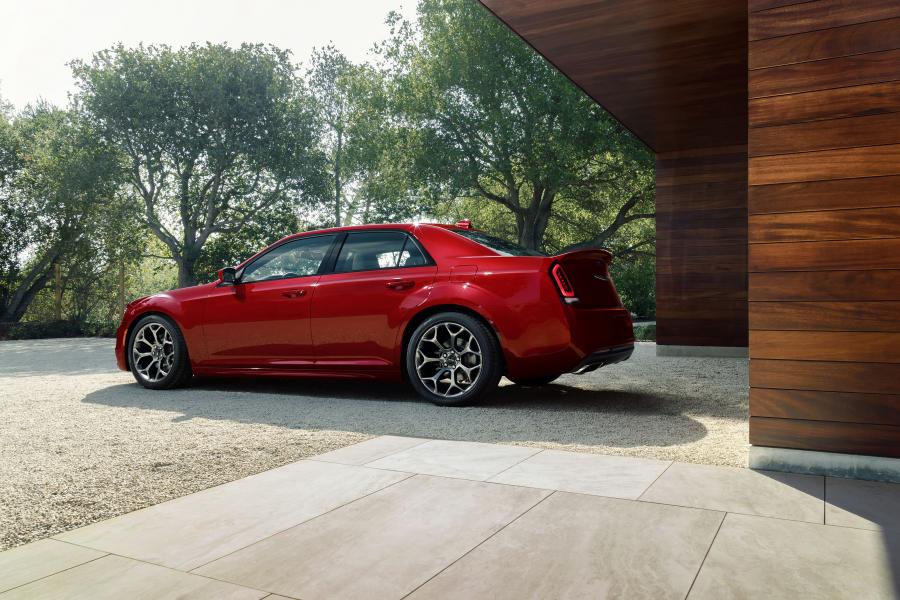  Chrysler 300C S 2015 года  (фото 54 из 59)